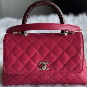 CHANEL 21K Small Raspberry Pink Lizard Embossed Coco Handle